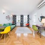 Apartman In The Heart Of Jewish Quarter - Old Synagogue - By Upstairs